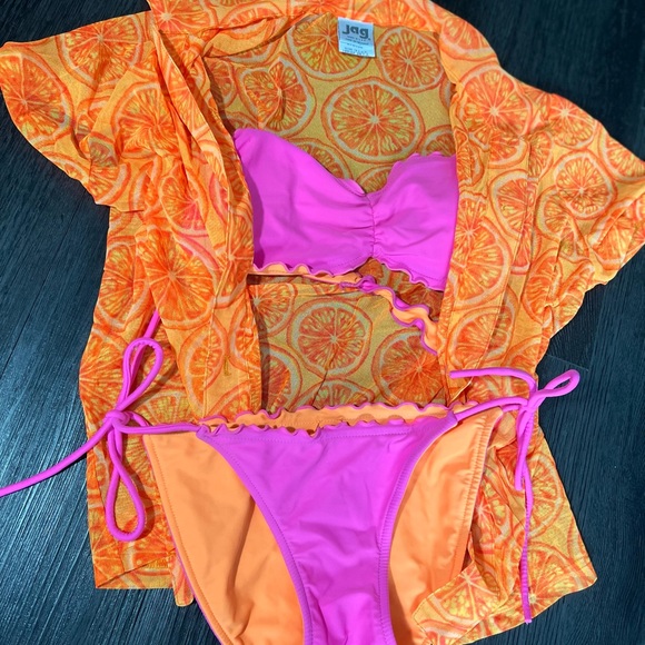 Other - Retro Beach Bundle!